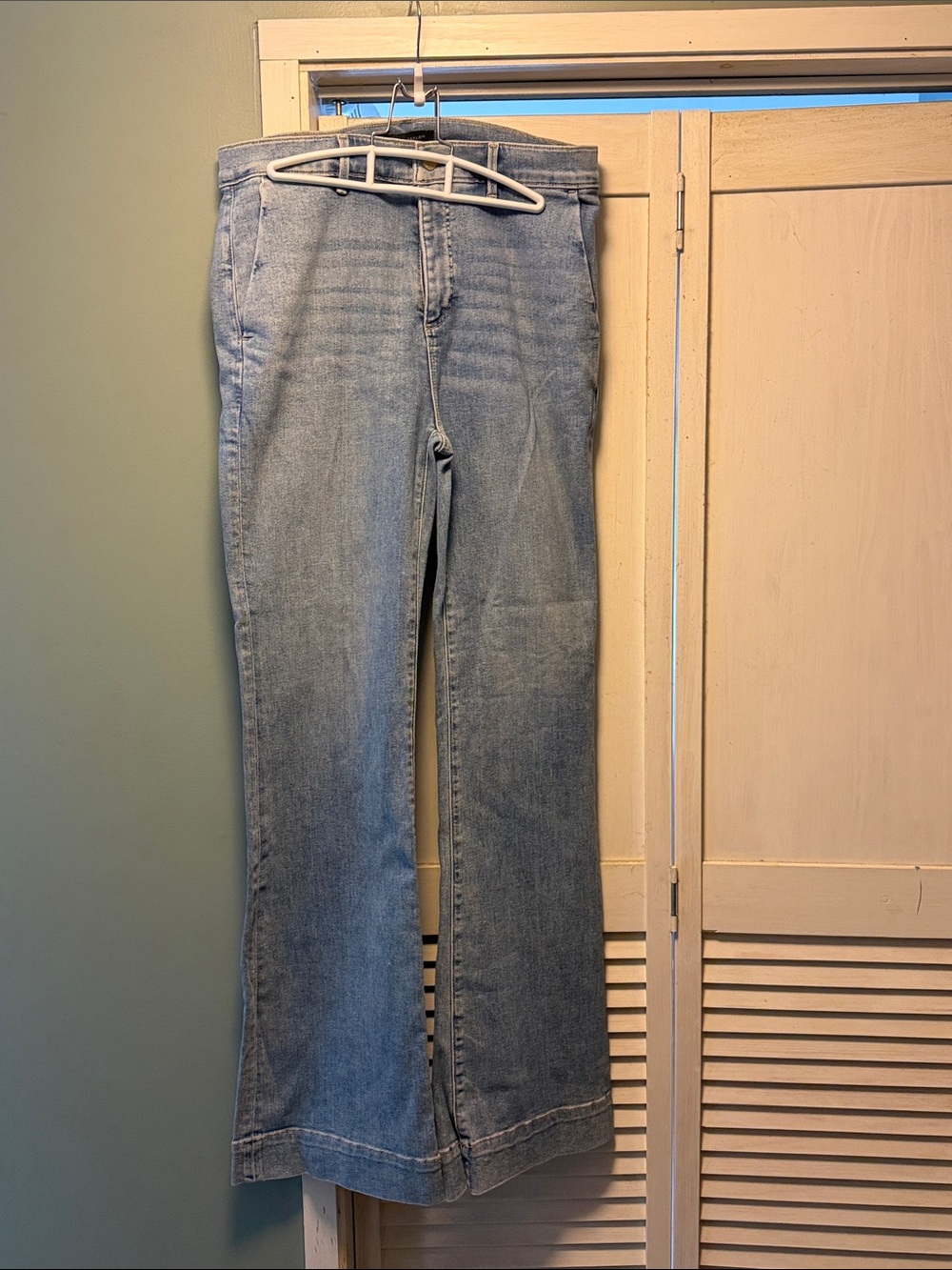 Ann Taylor Light Blue Wide-Leg Jeans